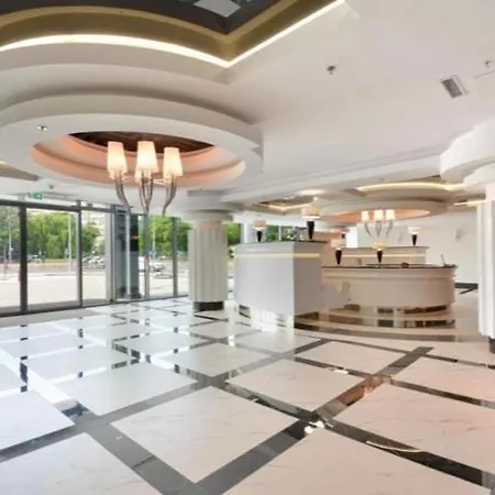 Daire Hanza Tower Silver 20 Pool & Jacussi *